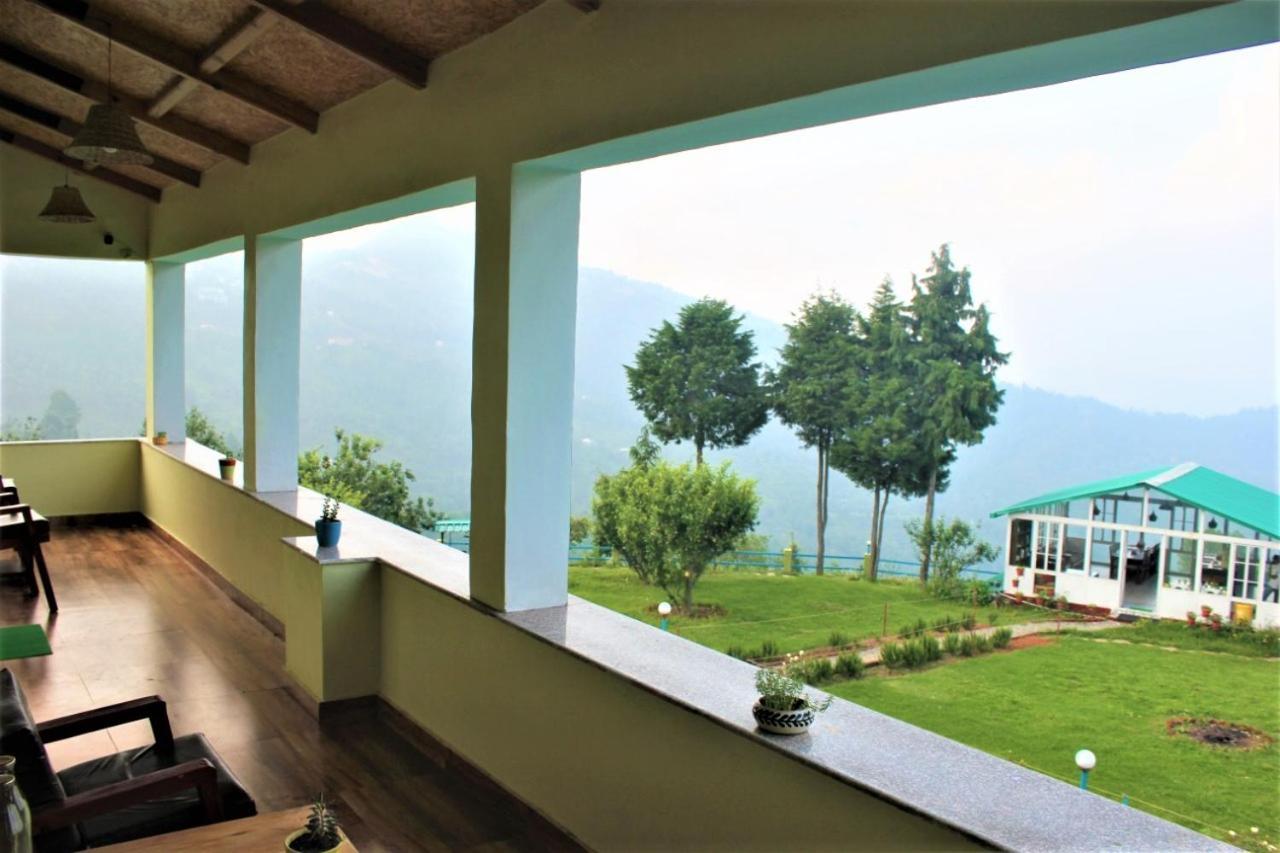 Chirping Orchard, Mukteshwar Bed and Breakfast Exterior foto